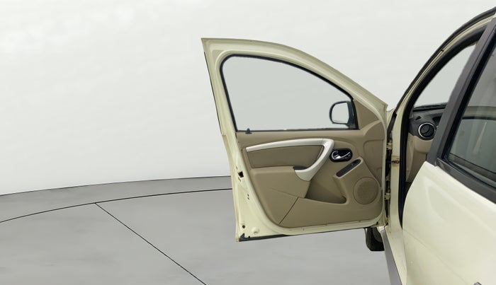 2015 Nissan Terrano XL (P), Petrol, Manual, 30,851 km, LHS Front Door