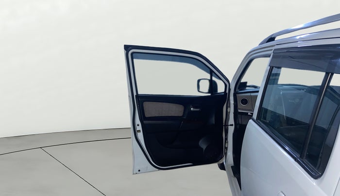 2016 Maruti Wagon R 1.0 VXI, Petrol, Manual, 55,951 km, LHS Front Door