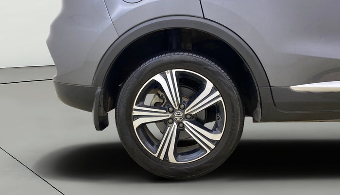2023 MG ASTOR SAVVY 1.5 CVT, Petrol, Automatic, 17,710 km, Right Rear Wheel