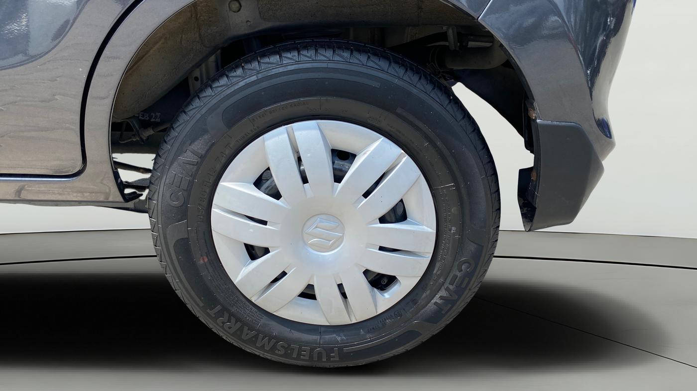 2022 Maruti Alto LXI O, Petrol, Manual, 29,514 km, Left Rear Wheel