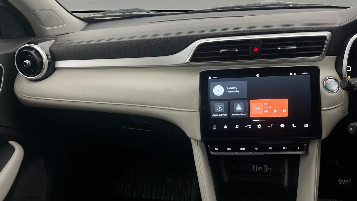 2024 MG ASTOR Select 1.5 MT (Ivory), Petrol, Manual, 26,202 km, Air Conditioner