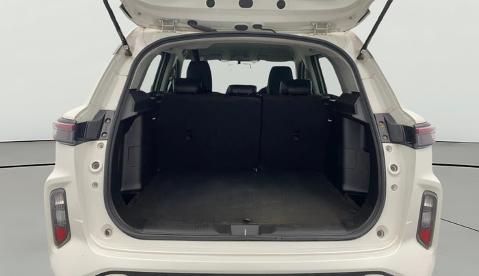 2022 Maruti Grand Vitara ZETA PLUS  HYBRID ECVT, Hybrid, Automatic, 21,609 km, Boot Open Zoomed View