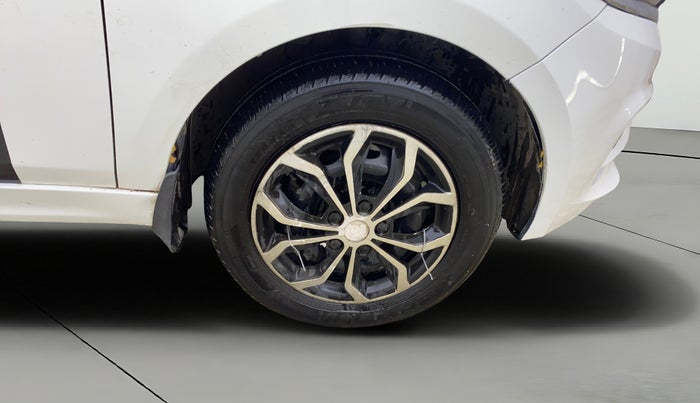 2023 Tata TIGOR XZ CNG, CNG, Manual, 84,063 km, Right Front Wheel