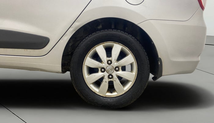 2015 Hyundai Xcent S (O) 1.2, Petrol, Manual, 1,25,322 km, Left Rear Wheel