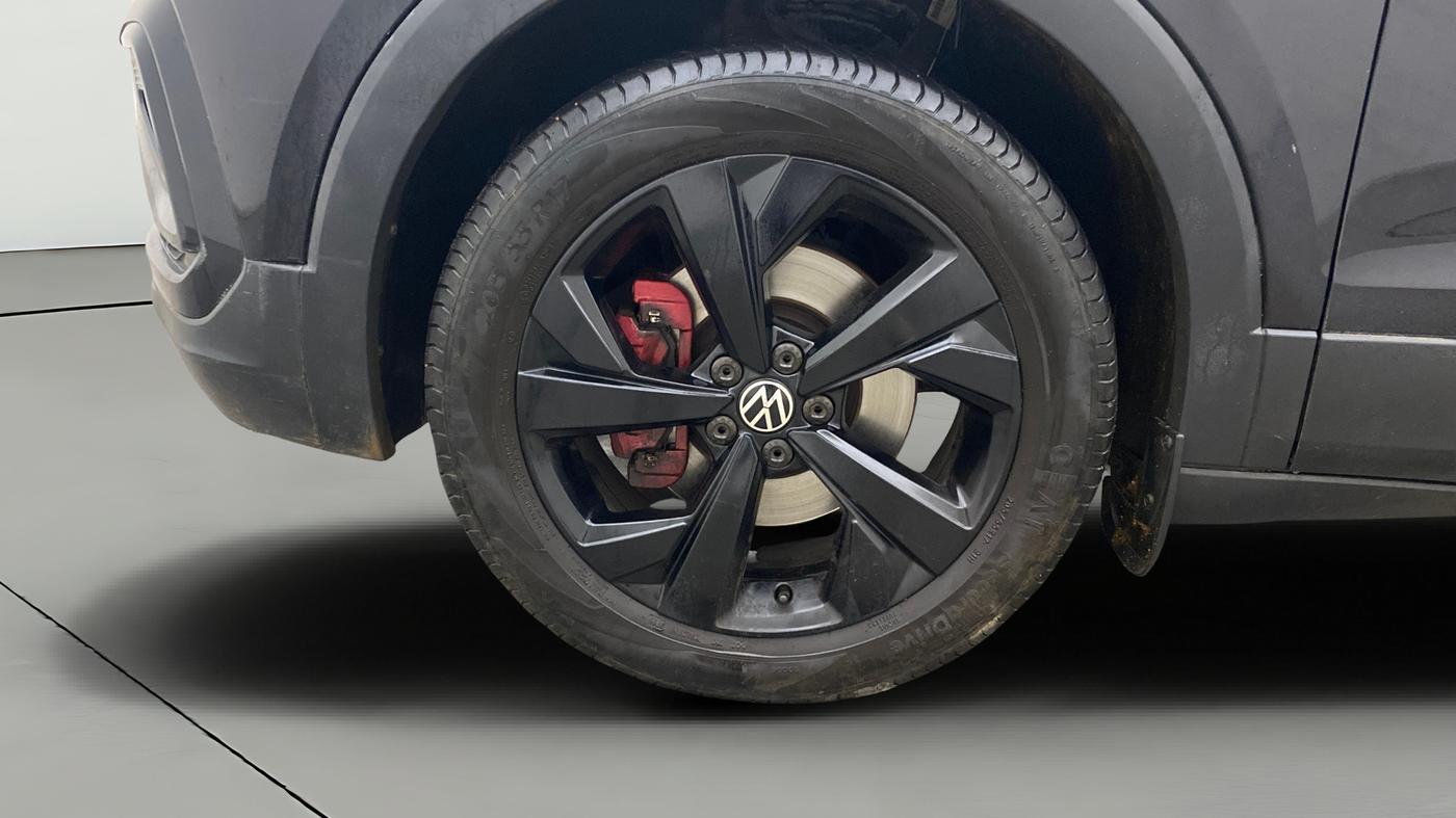 2025 Volkswagen TAIGUN  GT PLUS 1.5 TSI MT, Petrol, Manual, 42,439 km, Left Front Wheel