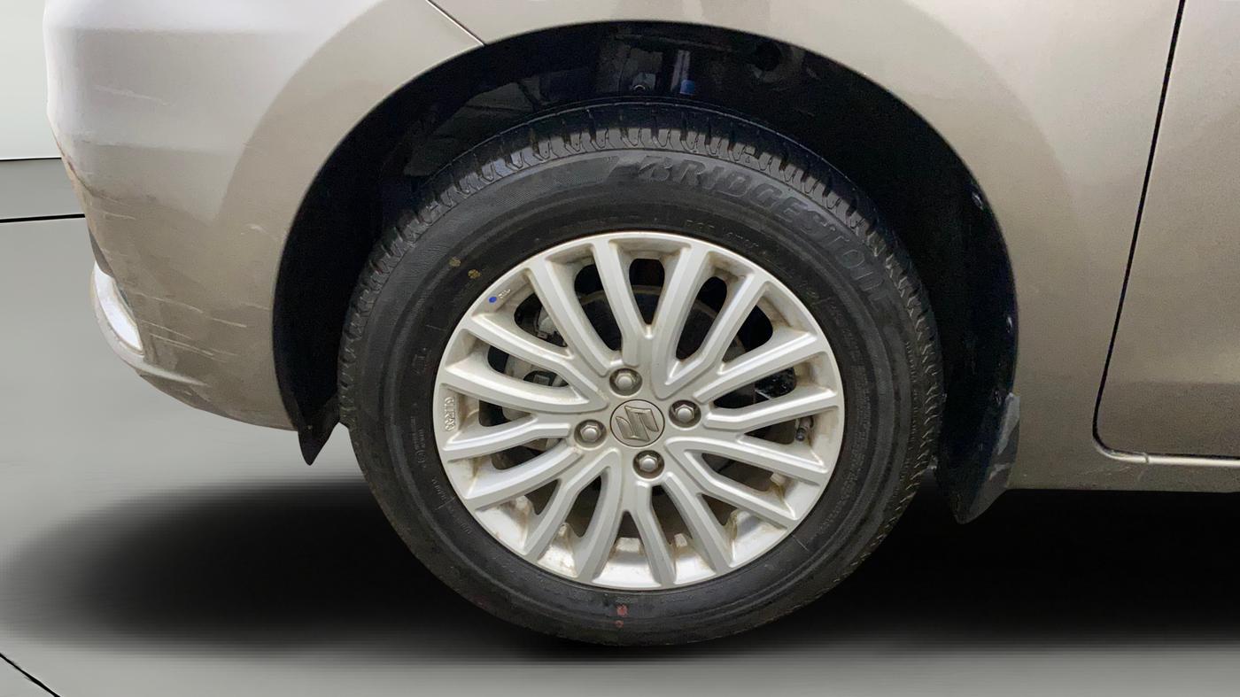 2024 Maruti Dzire ZXI, Petrol, Manual, 12,598 km, Left Front Wheel