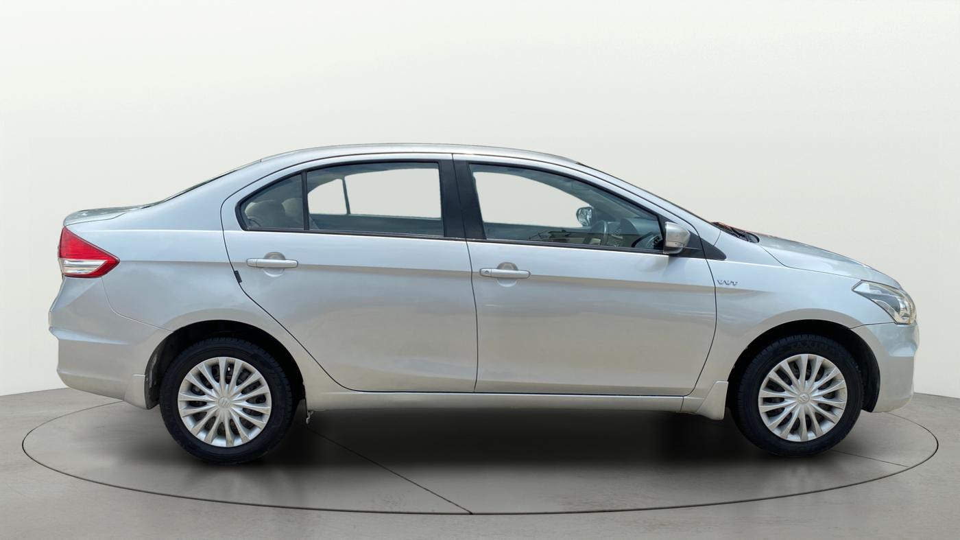 2015 Maruti Ciaz VXI, Petrol, Manual, 98,457 km, Right Side View