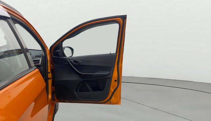 2018 Tata TIAGO NRG PETROL, Petrol, Manual, 49,200 km, RHS Front Door