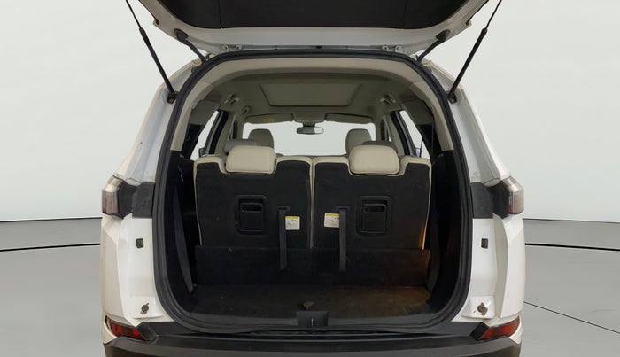 2022 Tata Safari XZ PLUS GOLD, Diesel, Manual, 47,279 km, Boot Open Zoomed View