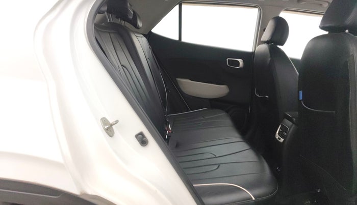 2023 Hyundai VENUE SX 1.2 PETROL, Petrol, Manual, 10,757 km, Right Side Rear Door Cabin