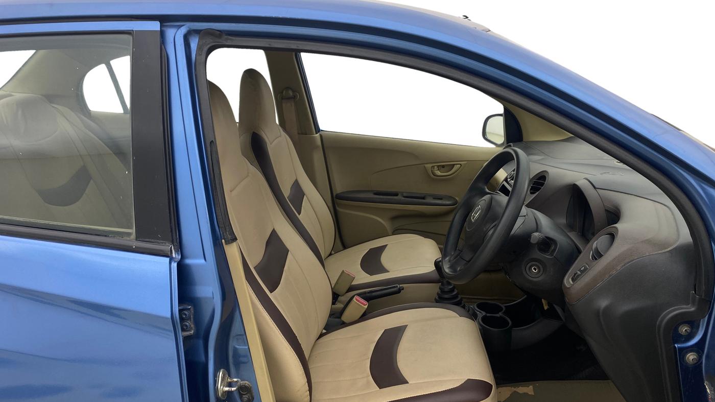 2013 Honda Amaze 1.5L I-DTEC EX, Diesel, Manual, 56,911 km, Right Side Front Door Cabin