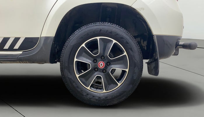 2017 Renault Duster RXS CVT, Petrol, Automatic, 61,503 km, Left Rear Wheel