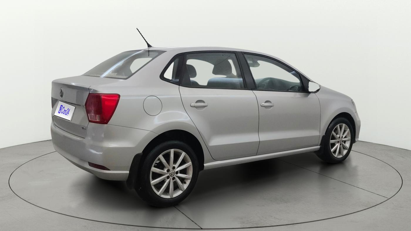 2018 Volkswagen Ameo HIGHLINE PLUS 1.5L AT 16 ALLOY, Diesel, Automatic, 1,08,246 km, Right Back Diagonal