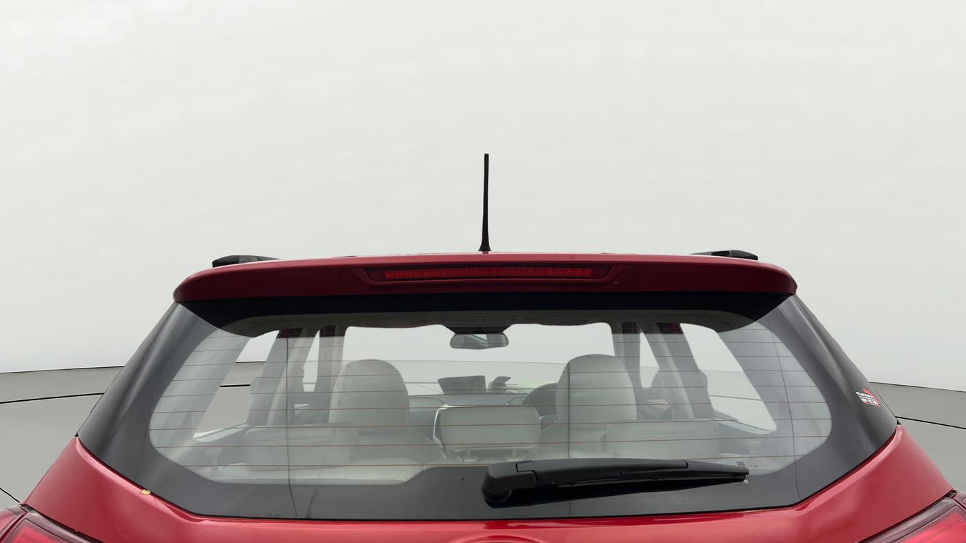 2022 Mahindra XUV300 W8 (O) 1.2 PETROL, Petrol, Manual, 20,984 km, Rear Windshield