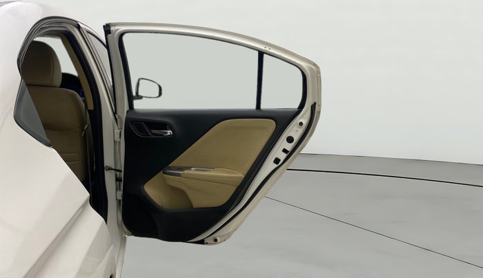 2016 Honda City 1.5L I-VTEC VX (O) MT, Petrol, Manual, 1,20,304 km, RHS Rear Door