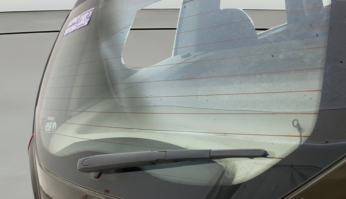 2018 Renault Duster 85 PS RXS MT DIESEL, Diesel, Manual, 1,28,228 km, Rear Wiper