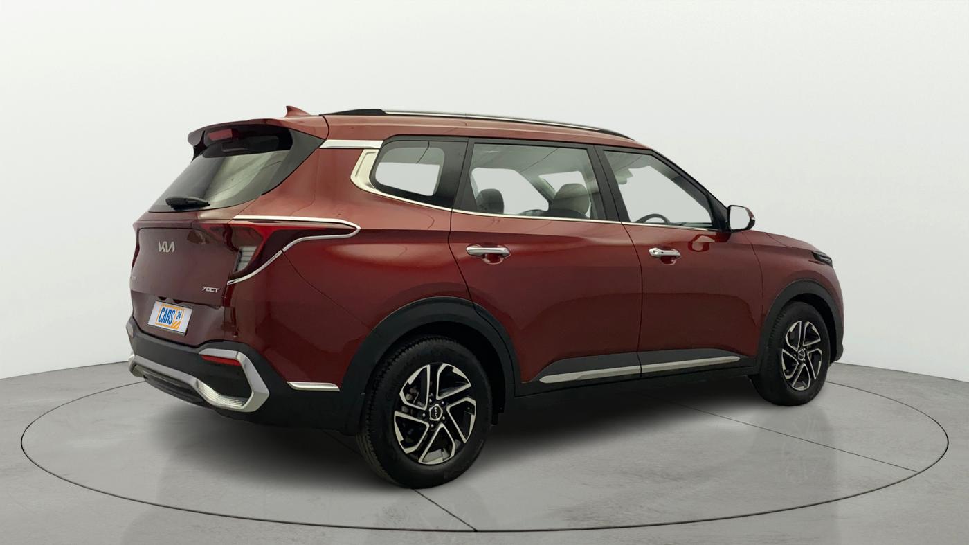 2022 KIA CARENS LUXURY PLUS 1.4 PETROL DCT 7 STR, Petrol, Automatic, 42,428 km, Right Back Diagonal