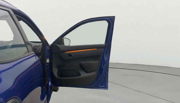 2017 Renault Kwid CLIMBER 1.0 AMT, Petrol, Automatic, 18,411 km, RHS Front Door