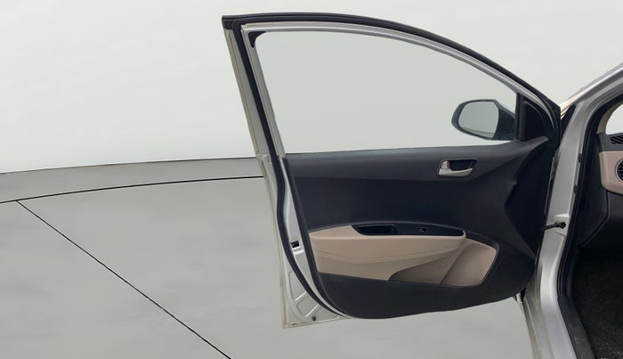 2015 Hyundai Grand i10 SPORTZ 1.2 KAPPA VTVT, Petrol, Manual, 73,343 km, LHS Front Door