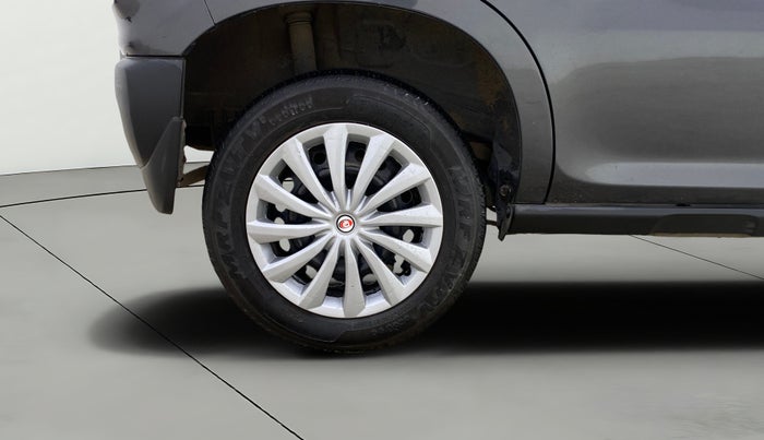 2020 Maruti S PRESSO VXI, Petrol, Manual, 17,504 km, Right Rear Wheel