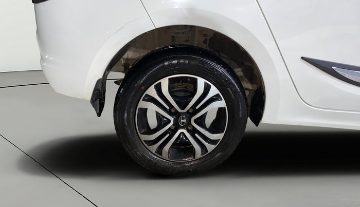2022 Tata TIGOR XZ PLUS CNG, CNG, Manual, 32,557 km, Right Rear Wheel