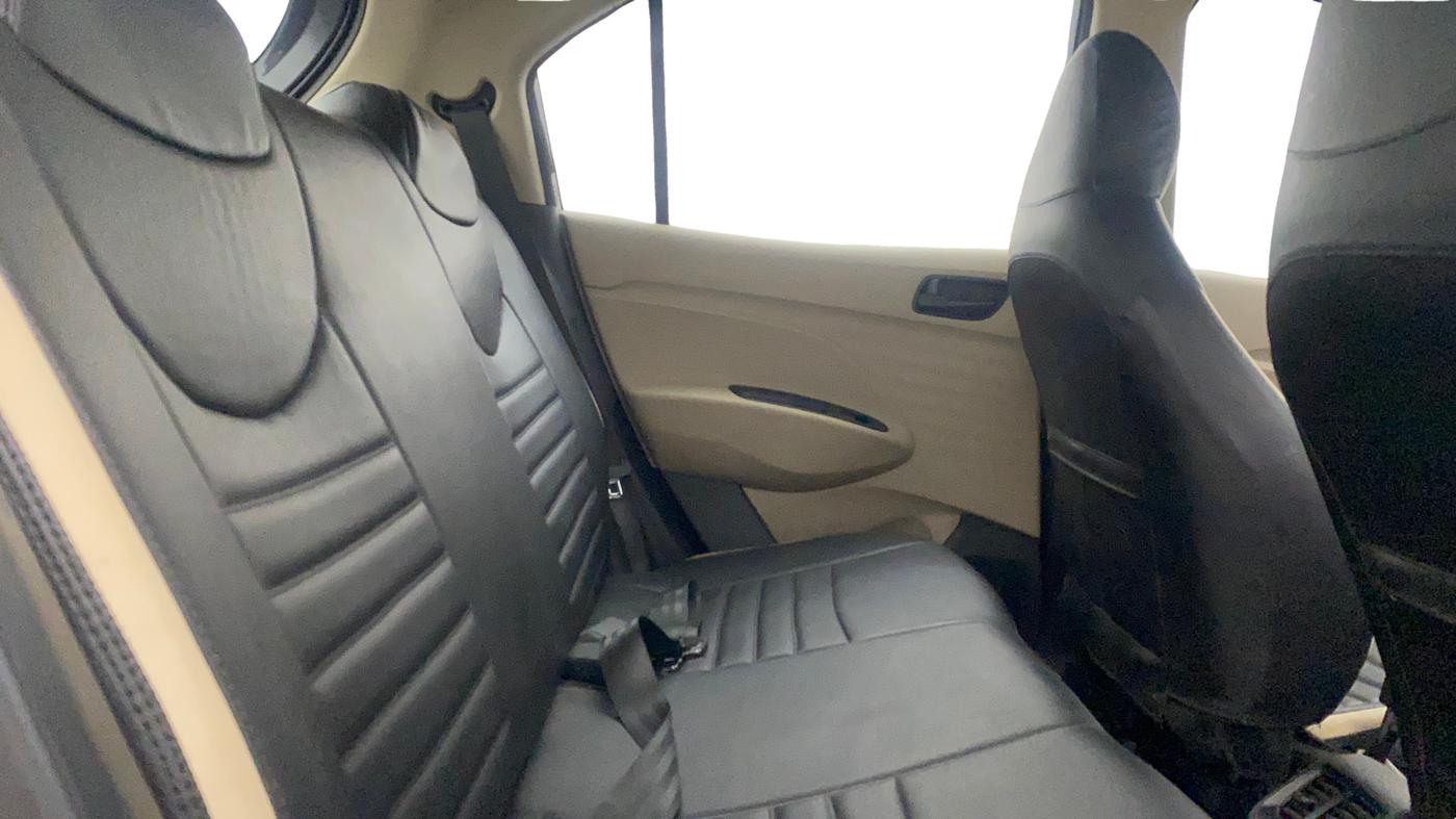 2022 Hyundai NEW SANTRO SPORTZ EXECUTIVE MT CNG, CNG, Manual, 51,635 km, Right Side Rear Door Cabin
