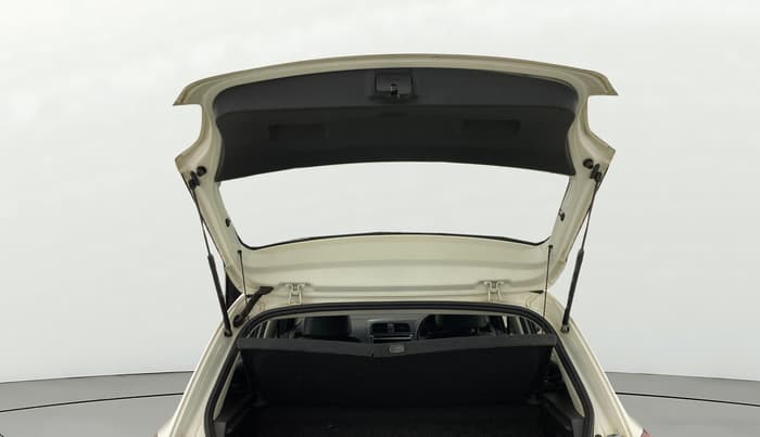 2021 Volkswagen Polo COMFORTLINE 1.0L TSI, Petrol, Manual, 86,181 km, Boot Door Open