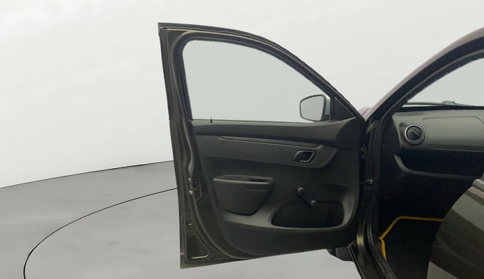 2018 Renault Kwid RXL 1.0, Petrol, Manual, 79,786 km, LHS Front Door