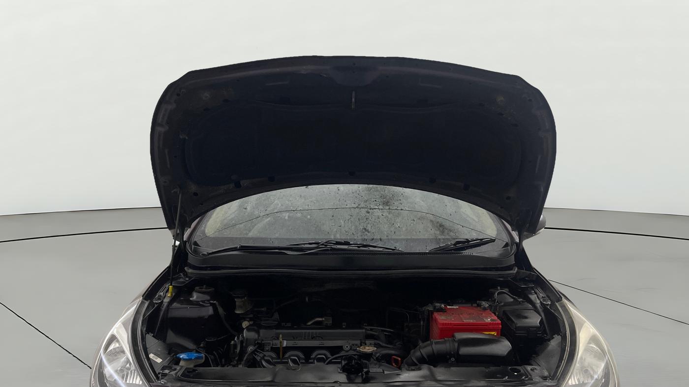 2013 Hyundai Verna FLUIDIC 1.6 VTVT SX OPT AT, Petrol, Automatic, 1,02,812 km, Open Bonet