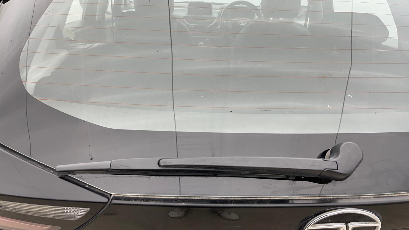 2020 Tata ALTROZ XZ PETROL, Petrol, Manual, 86,317 km, Rear Wiper
