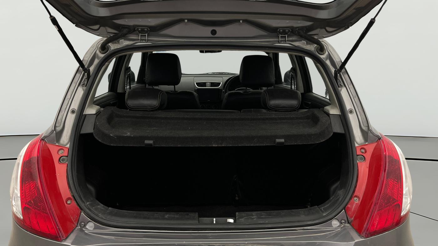 2015 Maruti Swift LXI (O), Petrol, Manual, 65,661 km, Boot Open Zoomed View