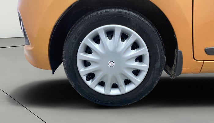 2016 Hyundai Grand i10 SPORTZ 1.2 KAPPA VTVT, Petrol, Manual, 45,125 km, Left Front Wheel