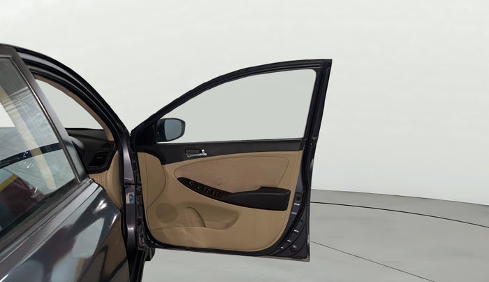 2014 Hyundai Verna FLUIDIC 1.6 VTVT SX AT, Petrol, Automatic, 27,810 km, RHS Front Door