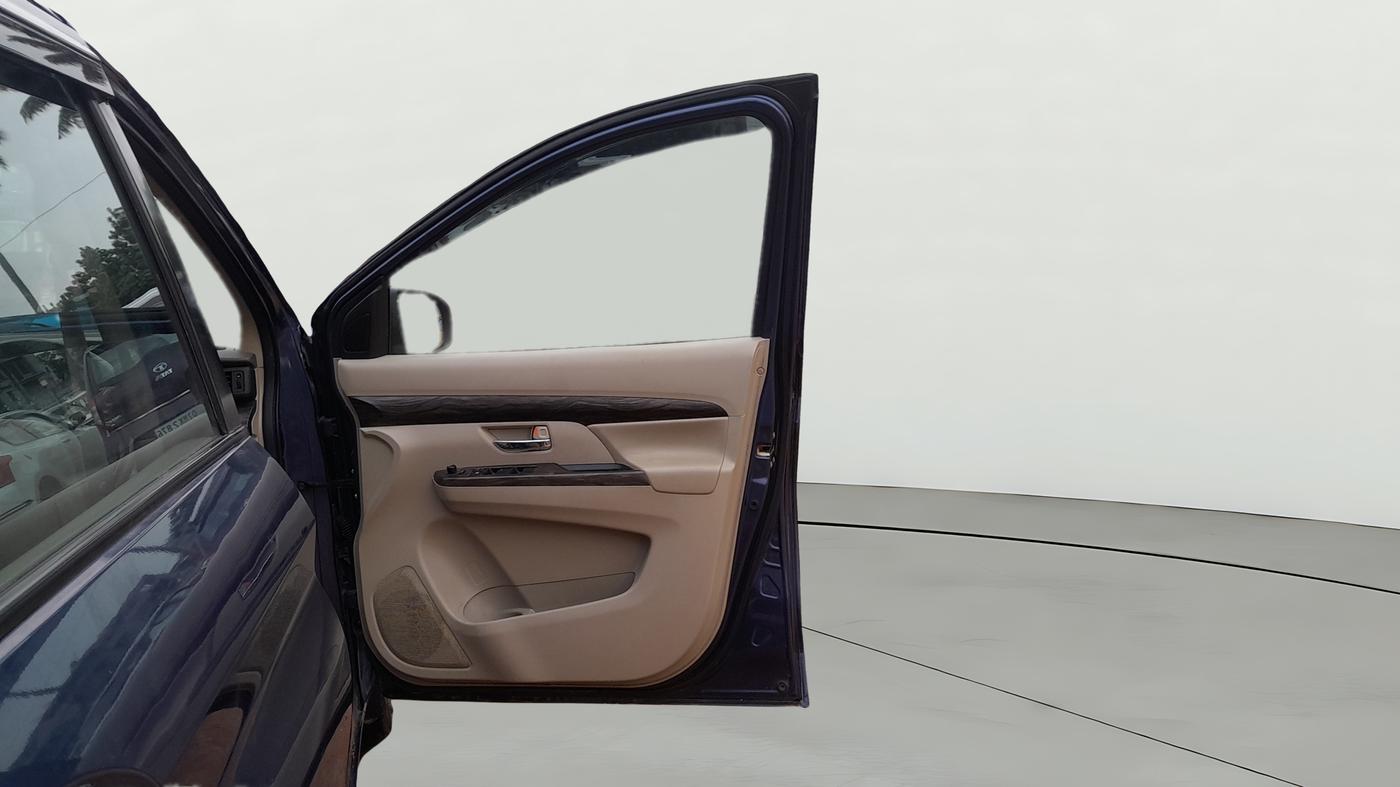 2020 Maruti Ertiga ZXI+ SHVS, Petrol, Manual, 42,160 km, RHS Front Door
