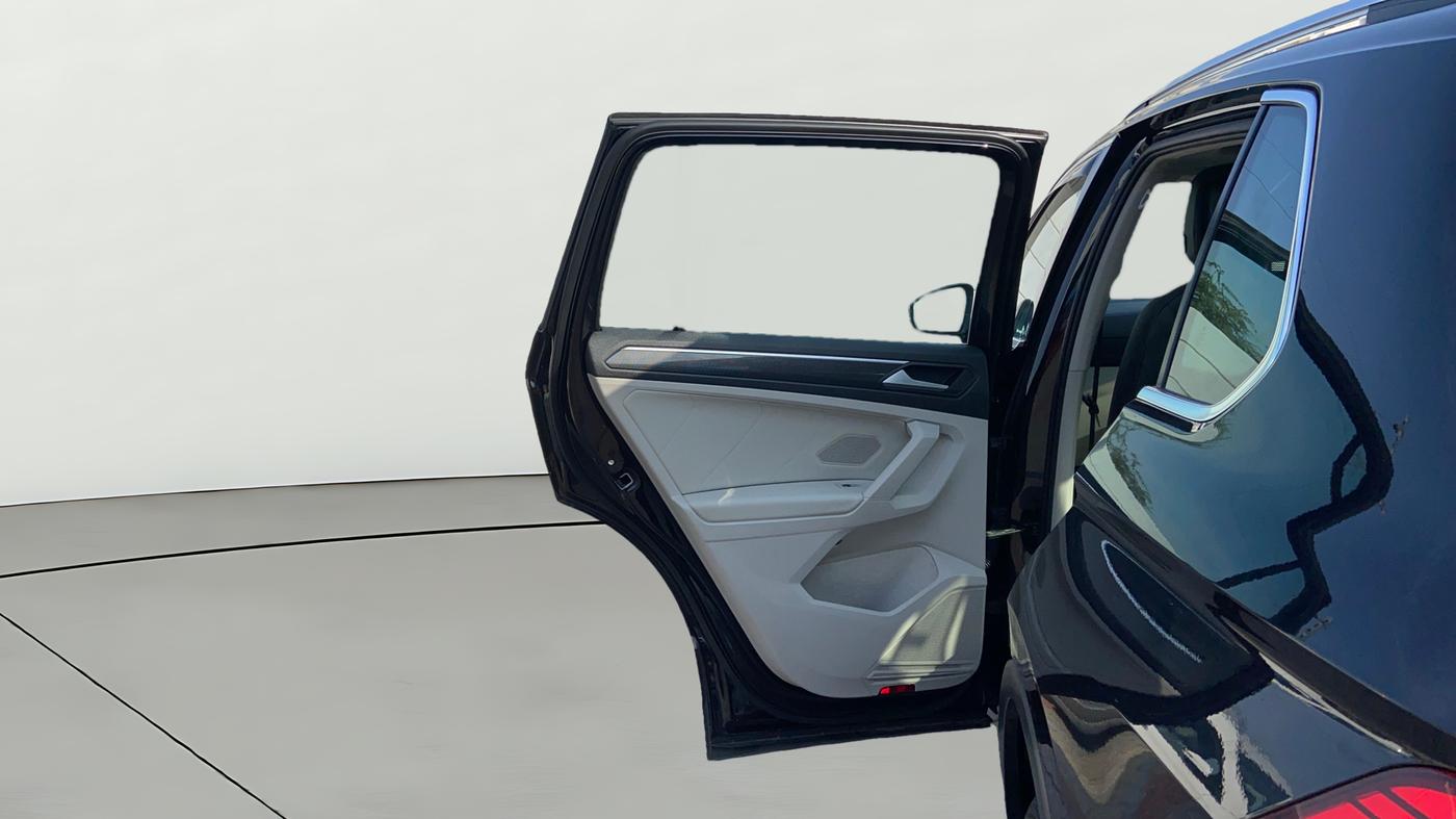 2023 Volkswagen TIGUAN ELEGANCE 2.0 TSI DSG, Petrol, Automatic, 71,119 km, LHS Rear Door