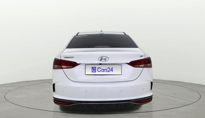 2022 Hyundai Verna SX 1.5 VTVT, Petrol, Manual, 98,461 km, Back/Rear