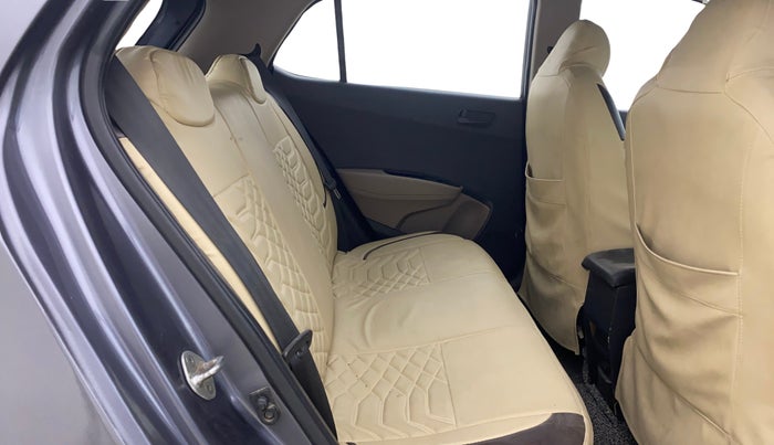 2015 Hyundai Grand i10 MAGNA 1.2 KAPPA VTVT, Petrol, Manual, 96,776 km, Right Side Rear Door Cabin