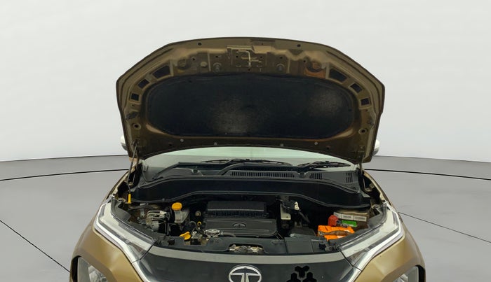 2022 Tata PUNCH ACCOMPLISHED MT, Petrol, Manual, 30,465 km, Open Bonet