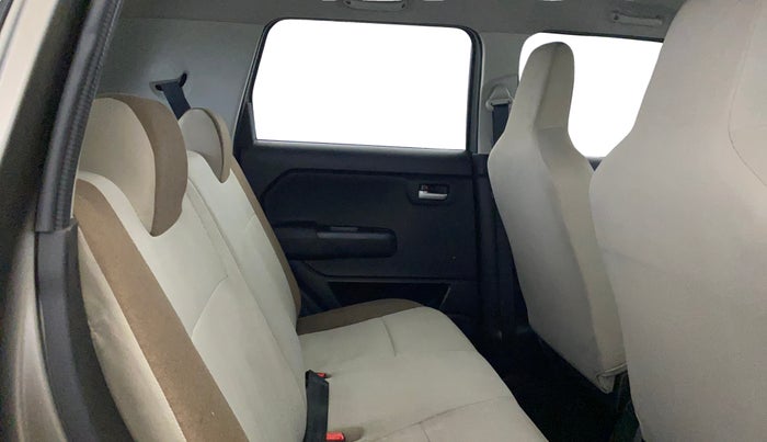 2019 Maruti New Wagon-R VXI (O) 1.2, Petrol, Manual, 74,374 km, Right Side Rear Door Cabin