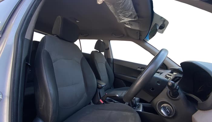 2015 Hyundai Creta S 1.6 PETROL, Petrol, Manual, 96,870 km, Right Side Front Door Cabin