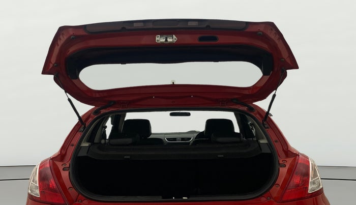 2017 Maruti Swift VDI, Diesel, Manual, 1,07,604 km, Boot Door Open