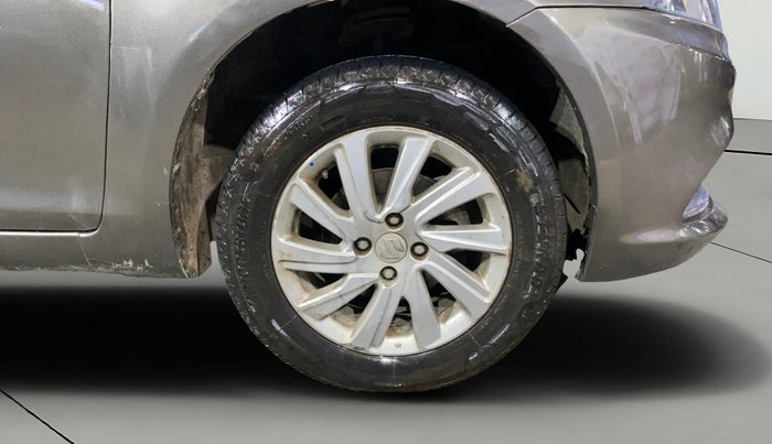 2017 Maruti Swift Dzire ZDI AMT, Diesel, Automatic, 57,076 km, Right Front Wheel