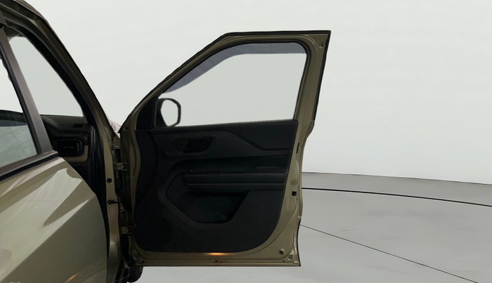 2022 Tata PUNCH CREATIVE 1.2 MT KAZIRANGA EDITION , Petrol, Manual, 34,176 km, RHS Front Door