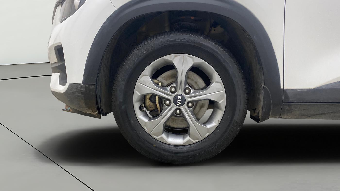 2020 KIA SELTOS HTK PLUS 1.5, Petrol, Manual, 85,984 km, Left Front Wheel