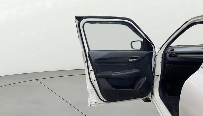 2023 Maruti Swift VXI, Petrol, Manual, 17,221 km, LHS Front Door