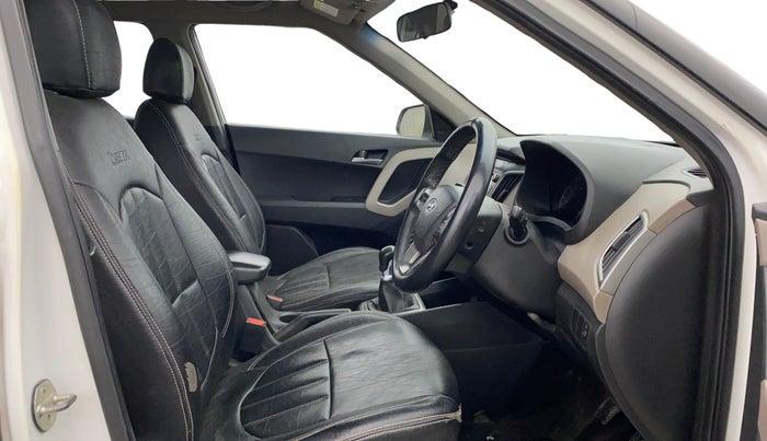 2017 Hyundai Creta SX PLUS 1.6 PETROL, Petrol, Manual, 70,805 km, Right Side Front Door Cabin