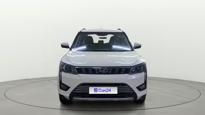 2020 Mahindra XUV300 W8 (O) 1.2 PETROL, Petrol, Manual, 28,357 km, Front