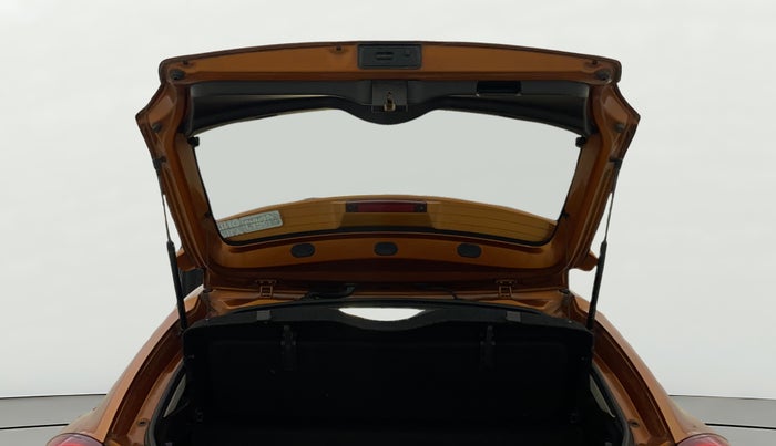 2017 Maruti Baleno ALPHA DIESEL 1.3, Diesel, Manual, 1,26,984 km, Boot Door Open