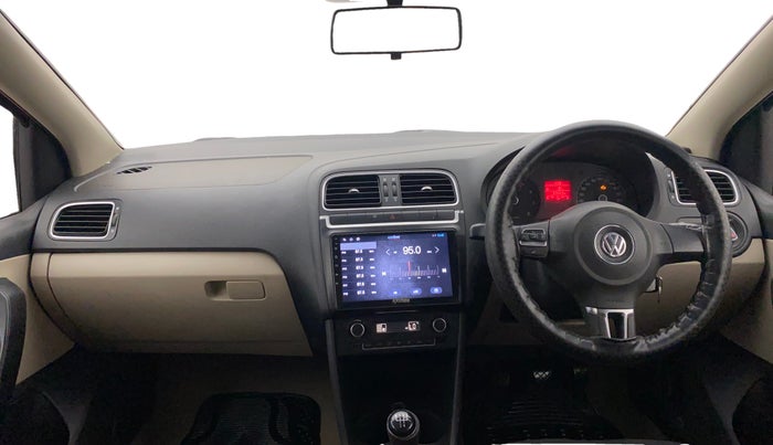 2013 Volkswagen Polo HIGHLINE1.2L, Petrol, Manual, 69,600 km, Dashboard