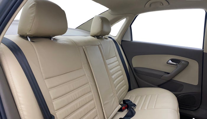 2015 Skoda Rapid AMBITION 1.6 MPI MT, Petrol, Manual, 1,43,066 km, Right Side Rear Door Cabin